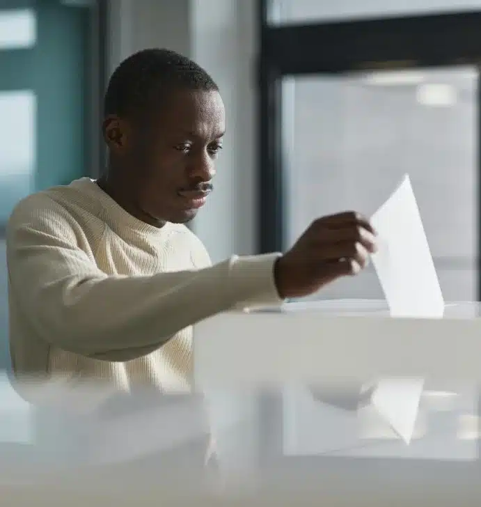 Who we serve - political parties image